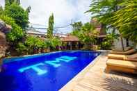 Swimming Pool Gili Sands Hotel and Bar