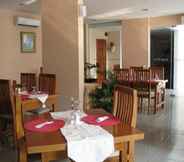 Restaurant 7 Jangga House Bed & Breakfast