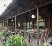 Restaurant 7 Batu Suki Resort & Hotel