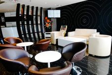 Common Space Empress Hotel Makassar By LIFE