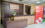 Lobi 3 OYO 564 Bunga Matahari Guest House And Hotel