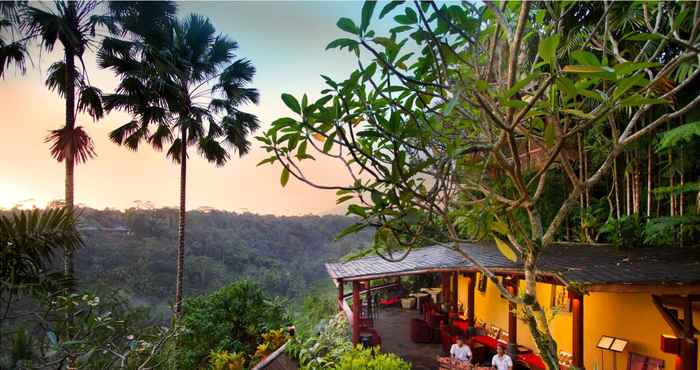 Lobby Jungle Retreat by Kupu Kupu Barong