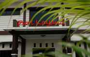ล็อบบี้ 2 Hotel Puri Kayana