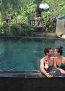 SWIMMING_POOL Katak Tepi Sawah Villa and Spa