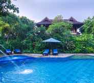 สระว่ายน้ำ 6 Sri Phala Resort & Villa