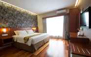 Bedroom 3 Hotel Trio Indah 2