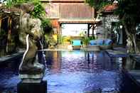 Swimming Pool Diwangkara Beach Hotel and Resort