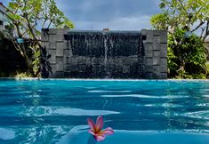 Swimming Pool 2 Sun Royal Hotel 