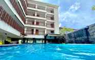 Kolam Renang 3 Sun Royal Hotel 