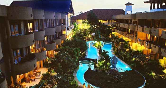 Swimming Pool Melasti Beach Resort and Spa