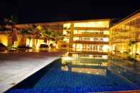 Swimming Pool Royal Hotel n' Lounge Jember