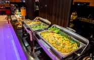 Restaurant 6 Citi M Hotel Tanah Abang Gambir