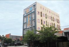 外部的 2 Luxpoint Hotel Baratajaya