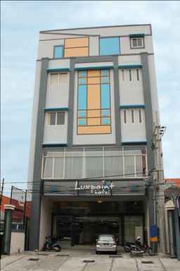 Luxpoint Hotel Baratajaya, USD 34.78