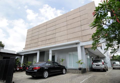Exterior Cilandak Mansion