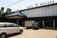 ภายนอกอาคาร Hotel Mutiara Malang