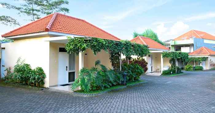 Bangunan Riverstone Hotel & Cottage