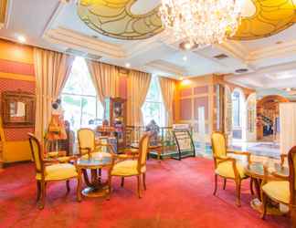 Sảnh chờ 2 Hotel Gajahmada Graha