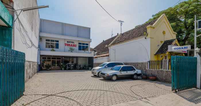 Bangunan Hotel Tosari