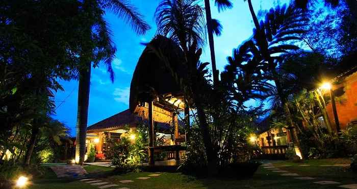Exterior Ubud Hotel and Villas Malang