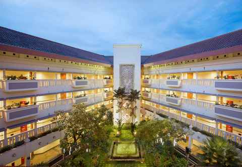 Exterior Puri KIIC Golf View Hotel