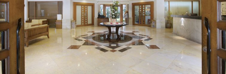 ロビー Puri KIIC Golf View Hotel