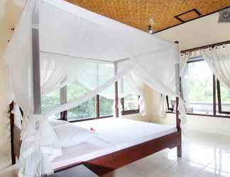 Kamar Tidur 2 Jaya Bungalow