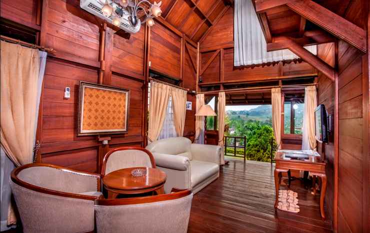 Citra Cikopo Hotel Puncak - Mountain View Cottage 3 Bedrooms