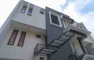 Exterior 3 LeGreen Suite Setiabudi