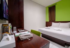 Bedroom 7 LeGreen Suite Setiabudi
