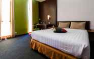 Kamar Tidur 5 Plan B Hotel