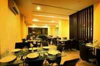 Restaurant Bunda Hotel Padang - Halal Hotel