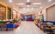 Lobi 3 Daima Hotel Padang