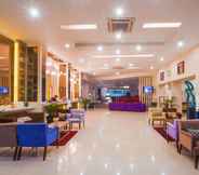 Lobby 3 Daima Hotel Padang
