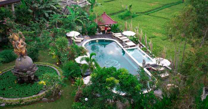 Kolam Renang Om Ham Retreat and Resort