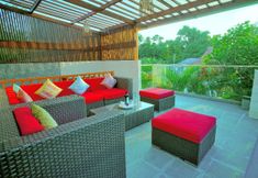 พื้นที่สาธารณะ 5 Travis Villa