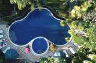 Swimming Pool Suma Beach Hotel