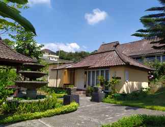 Exterior 2 Telaga Sari Villa