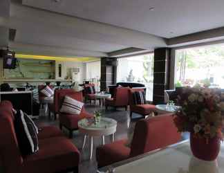 Lobby 2 Pangeran City Hotel