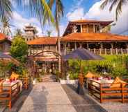 Restoran 6 Nugraha Lovina Seaview Resort and Spa