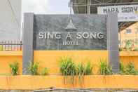 Bangunan Hotel Sing A Song 