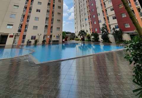 Swimming Pool Gunawangsa Manyar Hotel Surabaya