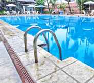 Swimming Pool 2 Sahid Kawanua Manado