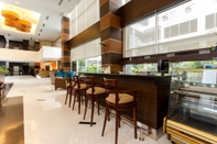 Bar, Kafe, dan Lounge Hotel Menara Bahtera		