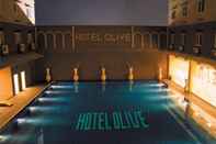 Kolam Renang Hotel Olive