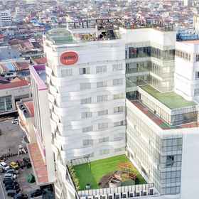 Exterior / Building 1 HARRIS Hotel Pontianak, Pontianak Hotels