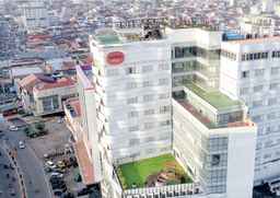 HARRIS Hotel Pontianak, USD 43.64