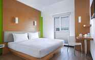 Bedroom 4 Amaris Hotel Embong Malang