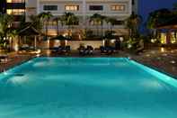 Swimming Pool Aryaduta Menteng