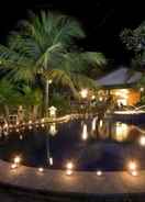 SWIMMING_POOL Nyiur Indah Beach Hotel